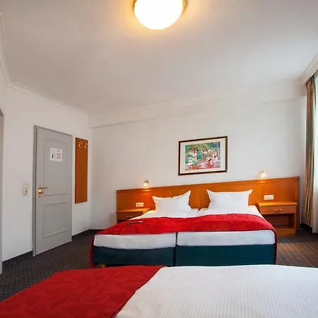 Ina Hotel Royal Кёльн Номер фото