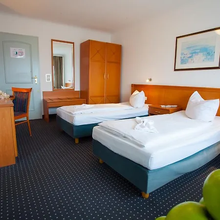 Ina Hotel Royal Кёльн Номер фото