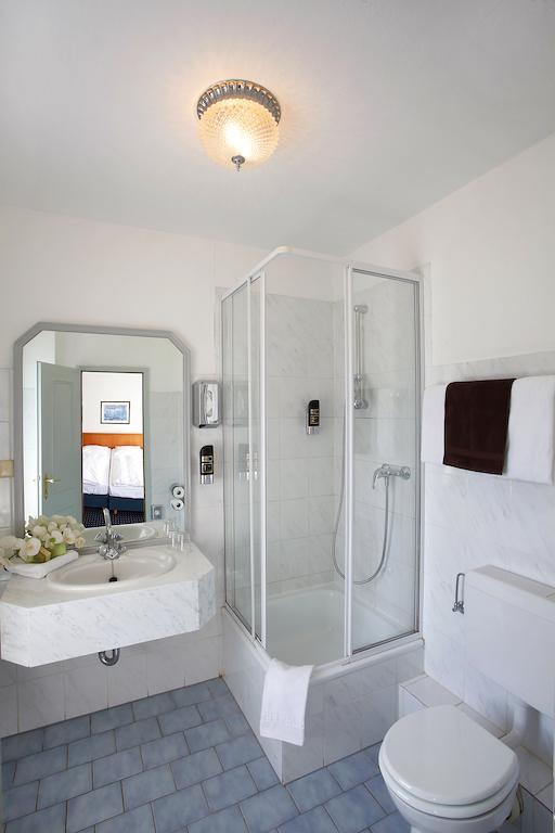 Ina Royal Hotel Cologne
